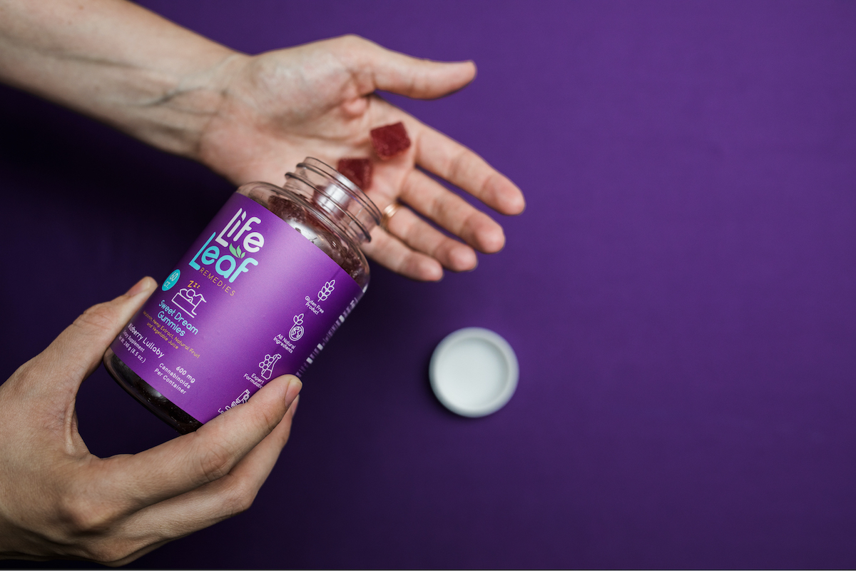 Life Leaf Remedies - Sweet Dreams Gummies - best cbd gummies - in-hand